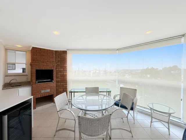 Apartamento com 181m² 3 quartos e 5 banheiros, à venda, no bairro Umuarama em Osasco
