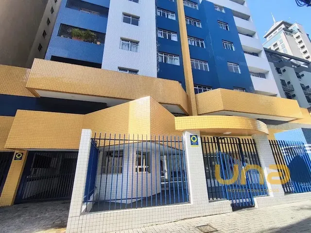 Apartamento 2 quartos e 2 banheiros, para alugar, no bairro CENTRO em Curitiba