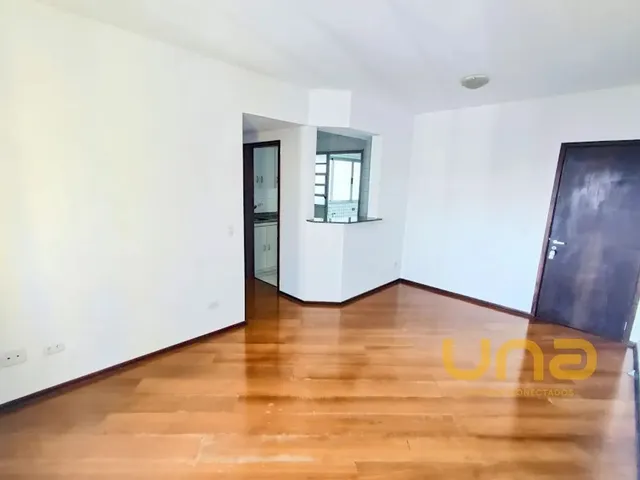 Apartamento 2 quartos e 2 banheiros, para alugar, no bairro CENTRO em Curitiba
