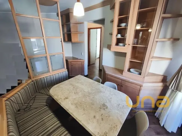 Apartamento 2 quartos e 1 banheiro, para alugar, no bairro CENTRO em Curitiba