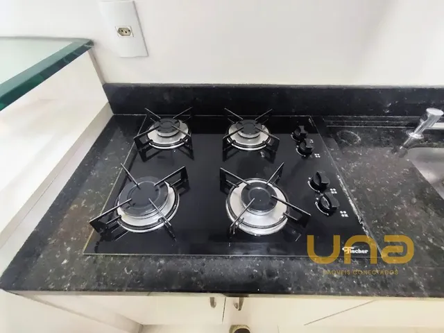 Apartamento 2 quartos e 1 banheiro, para alugar, no bairro CENTRO em Curitiba