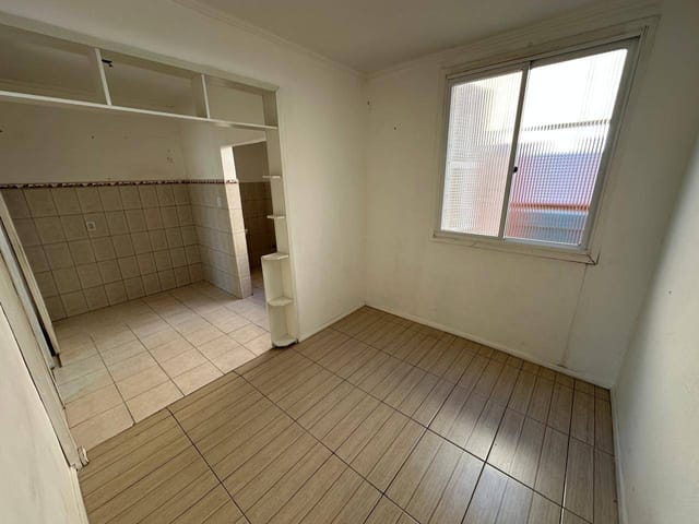 Apartamento com 55m² 3 quartos e 1 banheiro, à venda, no bairro Centro em Pelotas