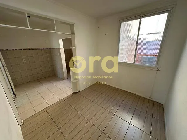 Apartamento com 55m² 3 quartos e 1 banheiro, à venda, no bairro Centro em Pelotas