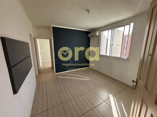Apartamento com 55m² 3 quartos e 1 banheiro, à venda, no bairro Centro em Pelotas