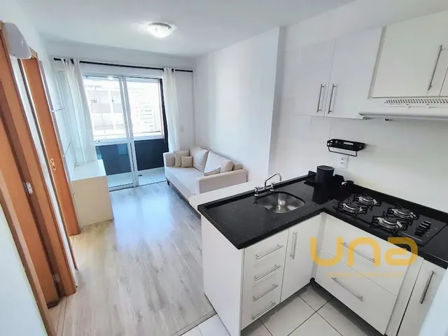 Apartamento 2 quartos e 1 banheiro, para alugar, no bairro CENTRO em Curitiba
