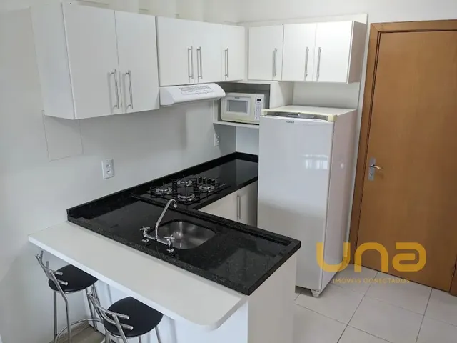 Apartamento 2 quartos e 1 banheiro, para alugar, no bairro CENTRO em Curitiba