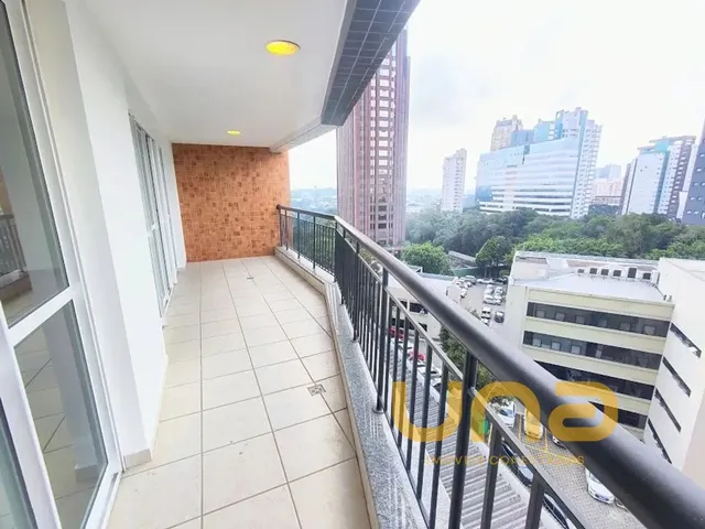 Apartamento 3 quartos e 1 banheiro, à venda, no bairro CAMPO COMPRIDO em Curitiba