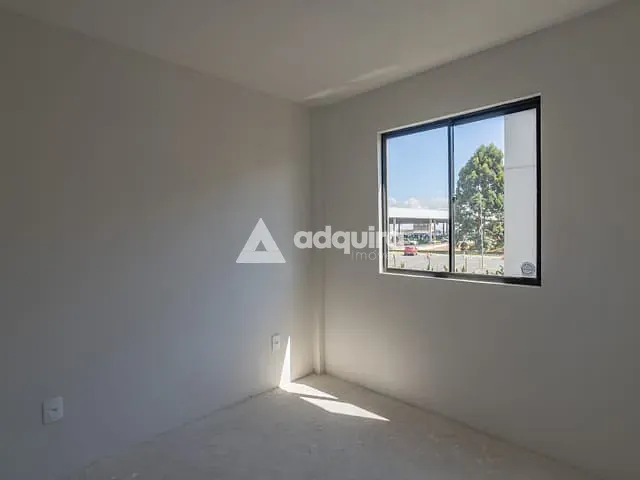 Apartamento 2 quartos e 1 banheiro, à venda, no bairro Chapada em Ponta Grossa