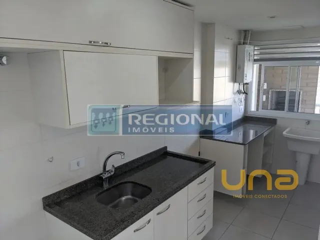 Apartamento 3 quartos e 2 banheiros, à venda, no bairro CRISTO REI em Curitiba