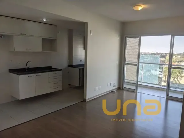 Apartamento 3 quartos e 1 banheiro, à venda, no bairro CRISTO REI em Curitiba