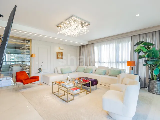 Apartamento 4 quartos e 6 banheiros, à venda ou para alugar, no bairro Alphaville Centro Industrial e Empresarial/Alphaville. em Barueri