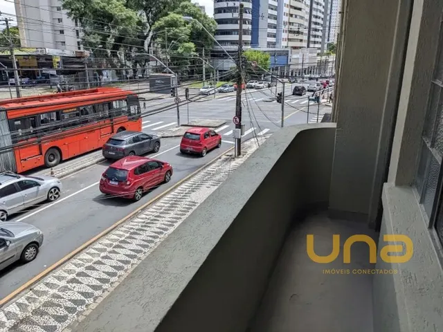 Apartamento 2 quartos e 1 banheiro, para alugar, no bairro AGUA VERDE em Curitiba