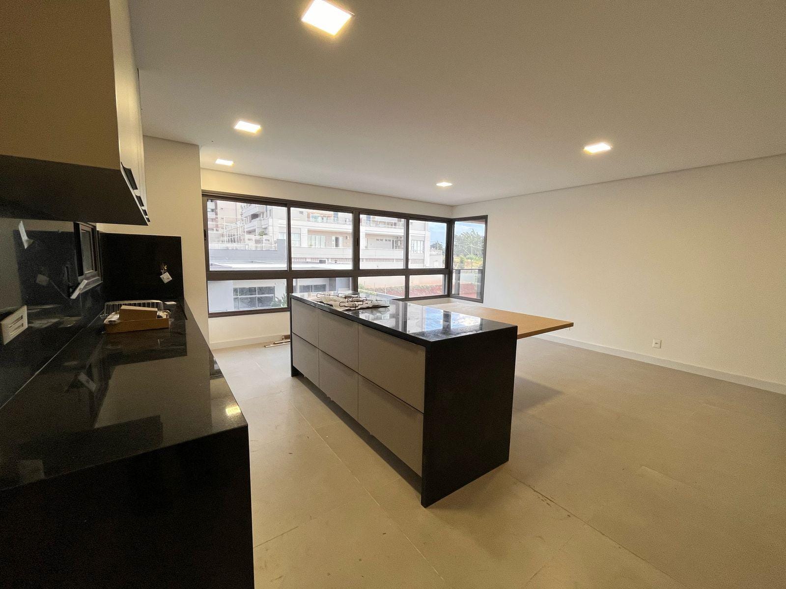 Apartamento, 3 quartos, 139 m² - Foto 2