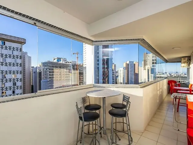 Apartamento 4 quartos e 3 banheiros, à venda, no bairro Água Verde em Curitiba