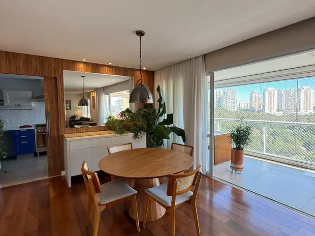 Apartamento com 181m² 4 quartos e 6 banheiros, à venda, no bairro Umuarama em Osasco