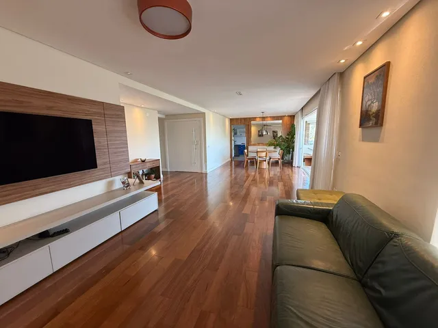 Apartamento com 181m² 4 quartos e 6 banheiros, à venda, no bairro Umuarama em Osasco