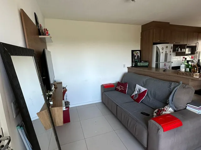 Apartamento com 57m² 2 quartos e 1 banheiro, à venda, no bairro Areal em Pelotas