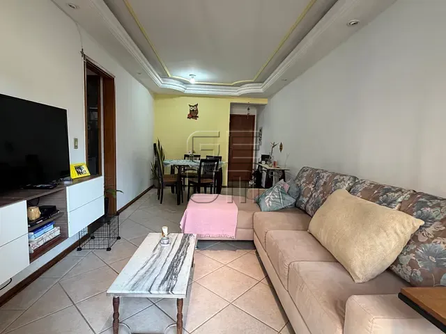 Apartamento 3 quartos e 3 banheiros, à venda, no bairro Centro em Londrina