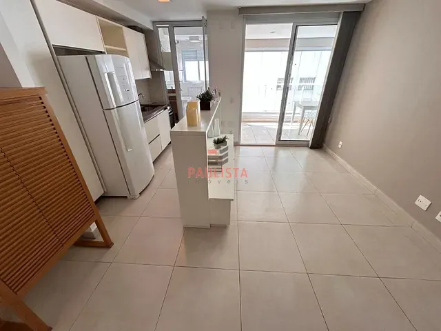 Apartamento 1 quarto e 1 banheiro, à venda ou para alugar, no bairro Bela Vista em São Paulo