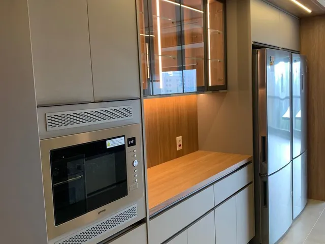 Apartamento 4 quartos e 6 banheiros, à venda ou para alugar, no bairro Alphaville Centro Industrial e Empresarial/Alphaville. em Barueri