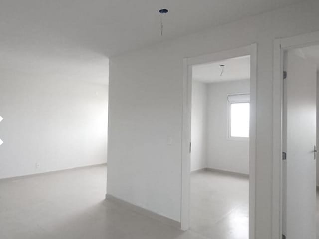 Apartamento 2 quartos e 1 banheiro, à venda, no bairro Areal em Pelotas