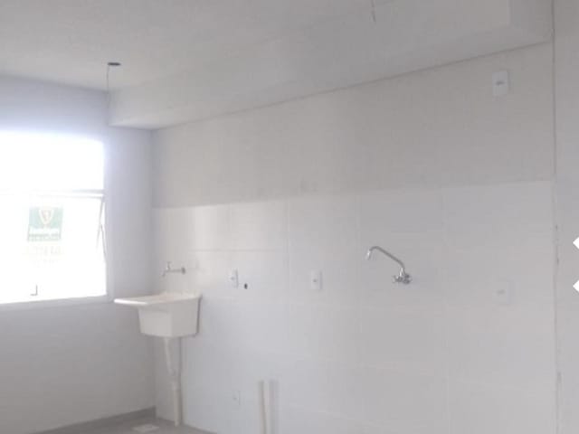 Apartamento 2 quartos e 1 banheiro, à venda, no bairro Areal em Pelotas
