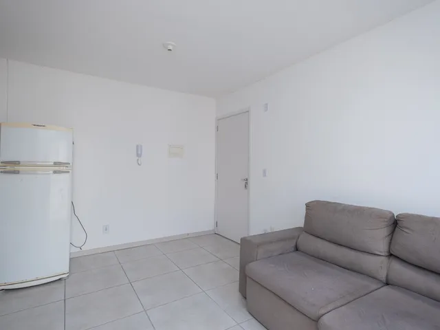Apartamento com 59m² 2 quartos e 1 banheiro, para alugar, no bairro Centro em Pelotas