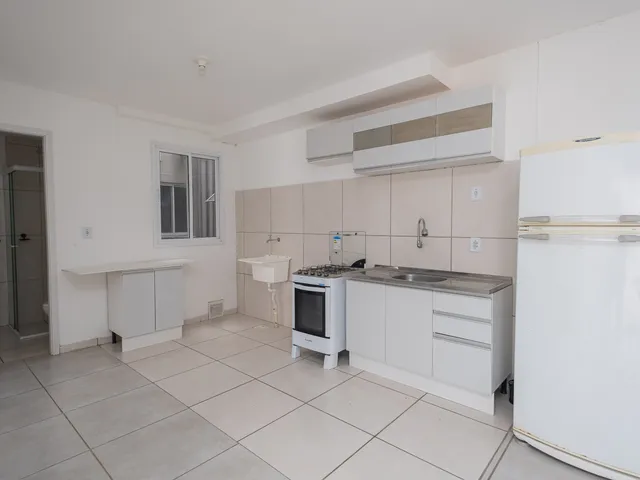 Apartamento com 59m² 2 quartos e 1 banheiro, para alugar, no bairro Centro em Pelotas