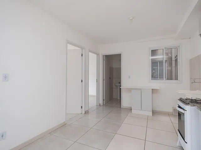 Apartamento com 59m² 2 quartos e 1 banheiro, para alugar, no bairro Centro em Pelotas