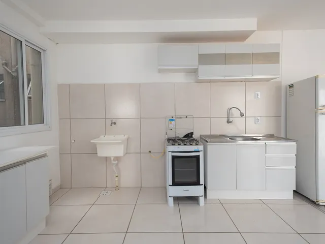 Apartamento com 59m² 2 quartos e 1 banheiro, para alugar, no bairro Centro em Pelotas