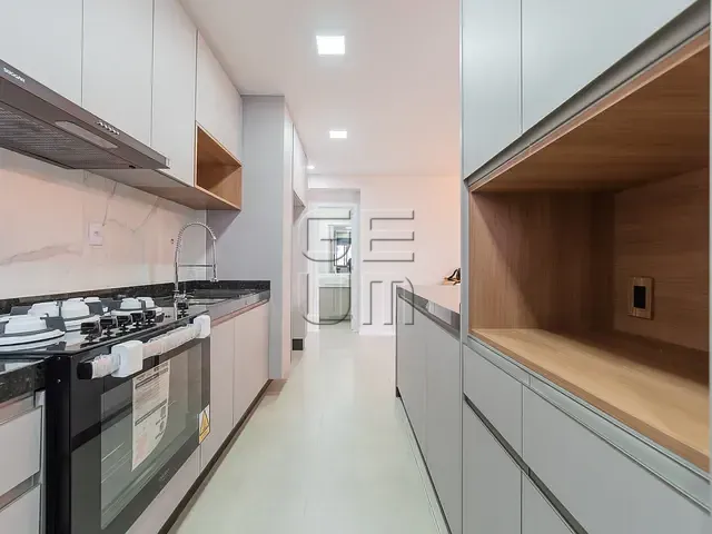 Apartamento com 205m² 2 quartos e 3 banheiros, à venda, no bairro Gleba Palhano em Londrina
