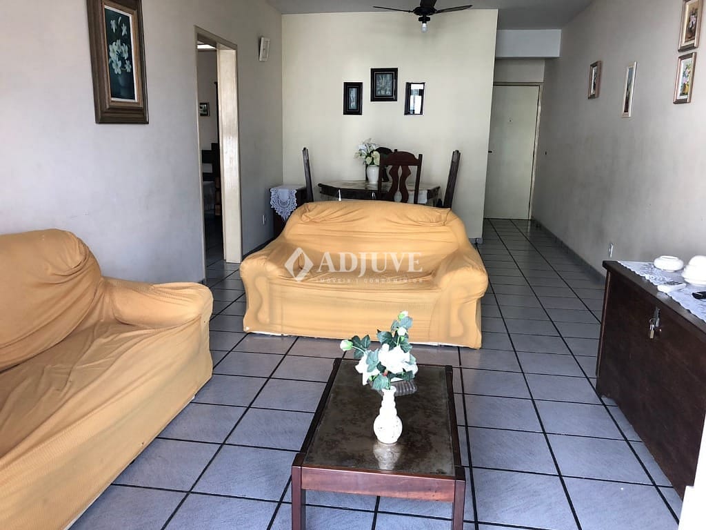 Apartamento à venda com 2 quartos, 106m² - Foto 3