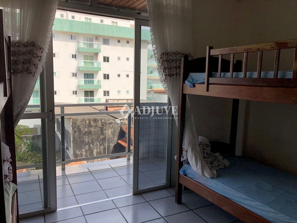 Apartamento à venda com 2 quartos, 106m² - Foto 8