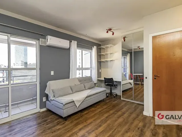 Apartamento 1 quarto e 1 banheiro, para alugar, no bairro Centro em Curitiba