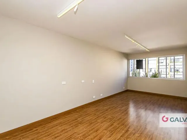 Apartamento 3 quartos e 3 banheiros, para alugar, no bairro Água Verde em Curitiba