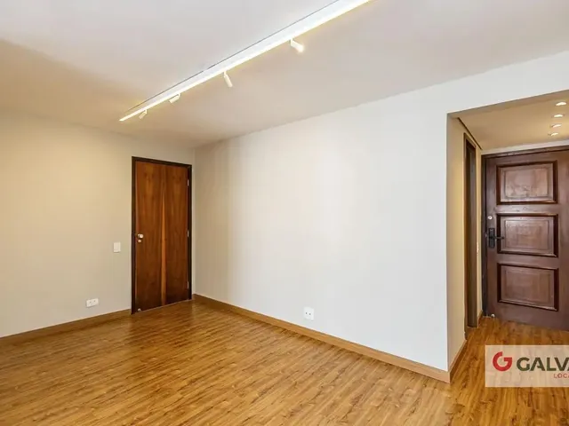 Apartamento 3 quartos e 3 banheiros, para alugar, no bairro Água Verde em Curitiba