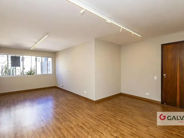 Apartamento 3 quartos e 3 banheiros, para alugar, no bairro Água Verde em Curitiba