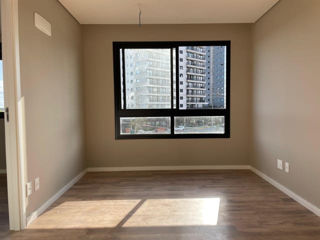 Apartamento 1 quarto e 1 banheiro, à venda, no bairro Parque Una em Pelotas