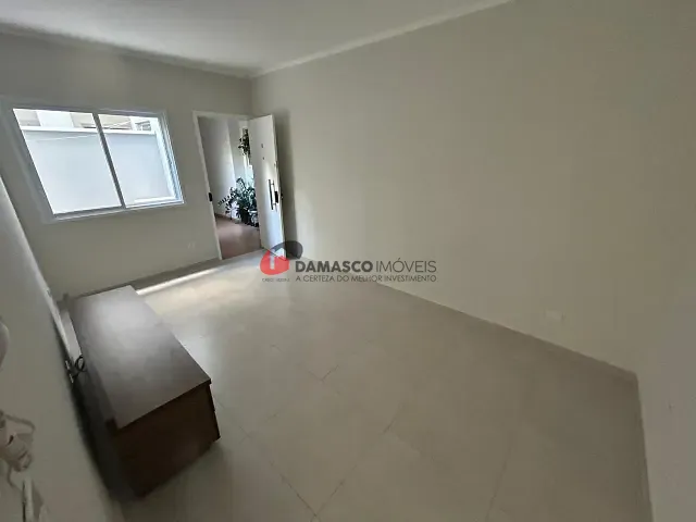 Apartamento 2 quartos e 1 banheiro, para alugar, no bairro Cerâmica em São Caetano do Sul