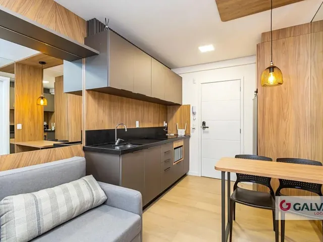 Apartamento para alugar, no bairro Centro em Curitiba