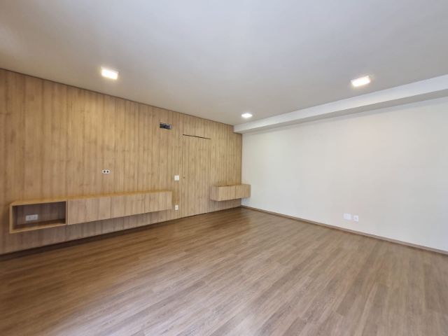 Apartamento com 159m² 2 quartos e 2 banheiros, à venda, no bairro Gleba Palhano em Londrina
