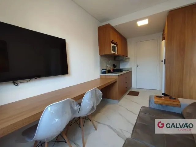 Apartamento 1 quarto e 1 banheiro, para alugar, no bairro Rebouças em Curitiba