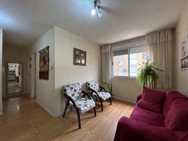 Apartamento com 56m² 2 quartos e 1 banheiro, à venda, no bairro Três Vendas em Pelotas