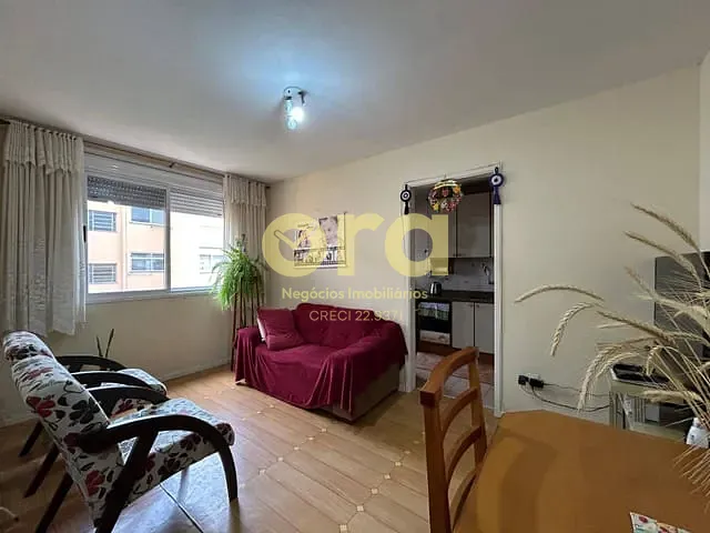 Apartamento com 56m² 2 quartos e 1 banheiro, à venda, no bairro Três Vendas em Pelotas