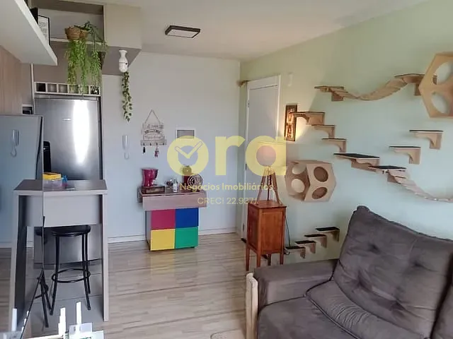 Apartamento com 54m² 2 quartos e 1 banheiro, à venda, no bairro Três Vendas em Pelotas