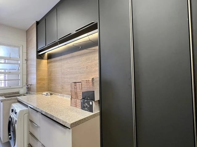 Apartamento com 239m² 3 quartos e 2 banheiros, à venda, no bairro Gleba Palhano em Londrina