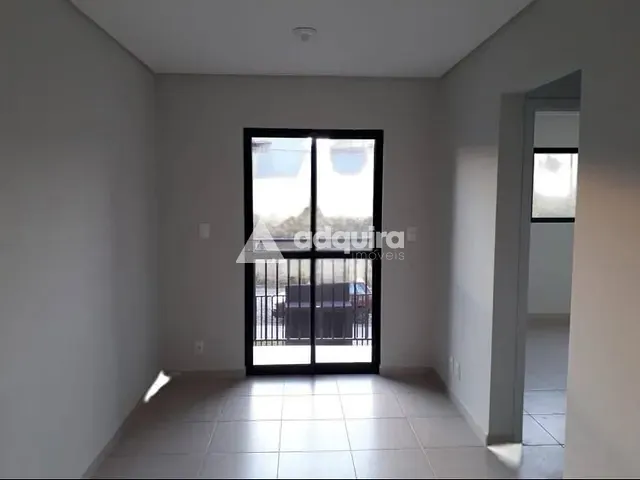 Apartamento 2 quartos e 1 banheiro, à venda, no bairro Chapada em Ponta Grossa