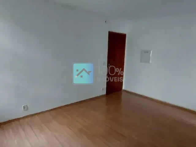 Apartamento 2 quartos e 1 banheiro, à venda, no bairro Monte Castelo em São José dos Campos