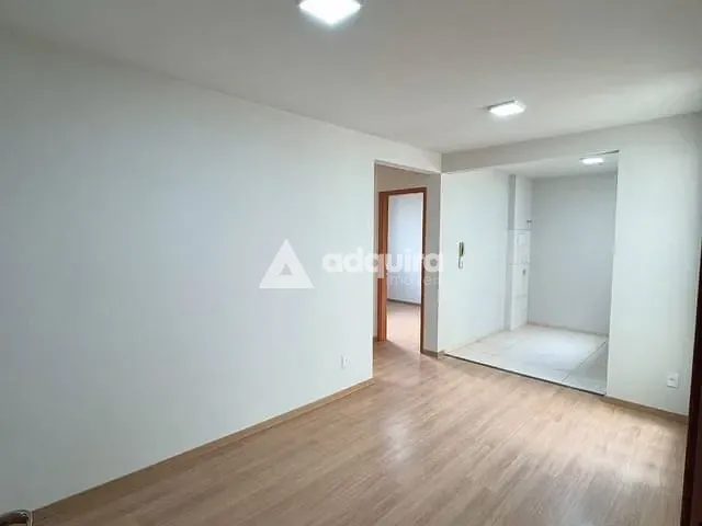 Apartamento com 51m² 2 quartos e 1 banheiro, à venda, no bairro Uvaranas em Ponta Grossa