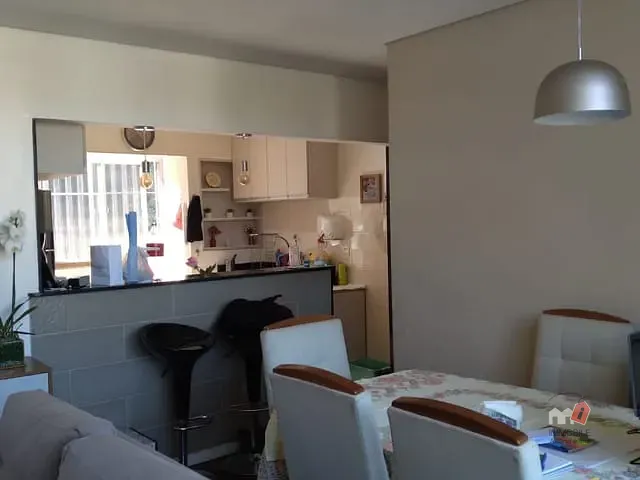 Apartamento 3 quartos e 1 banheiro, à venda, no bairro Alto da Serra em Petrópolis